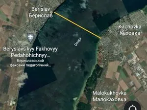 Vue satellite mesurant la traversée du Dniepr entre Berislav et Kakhovka